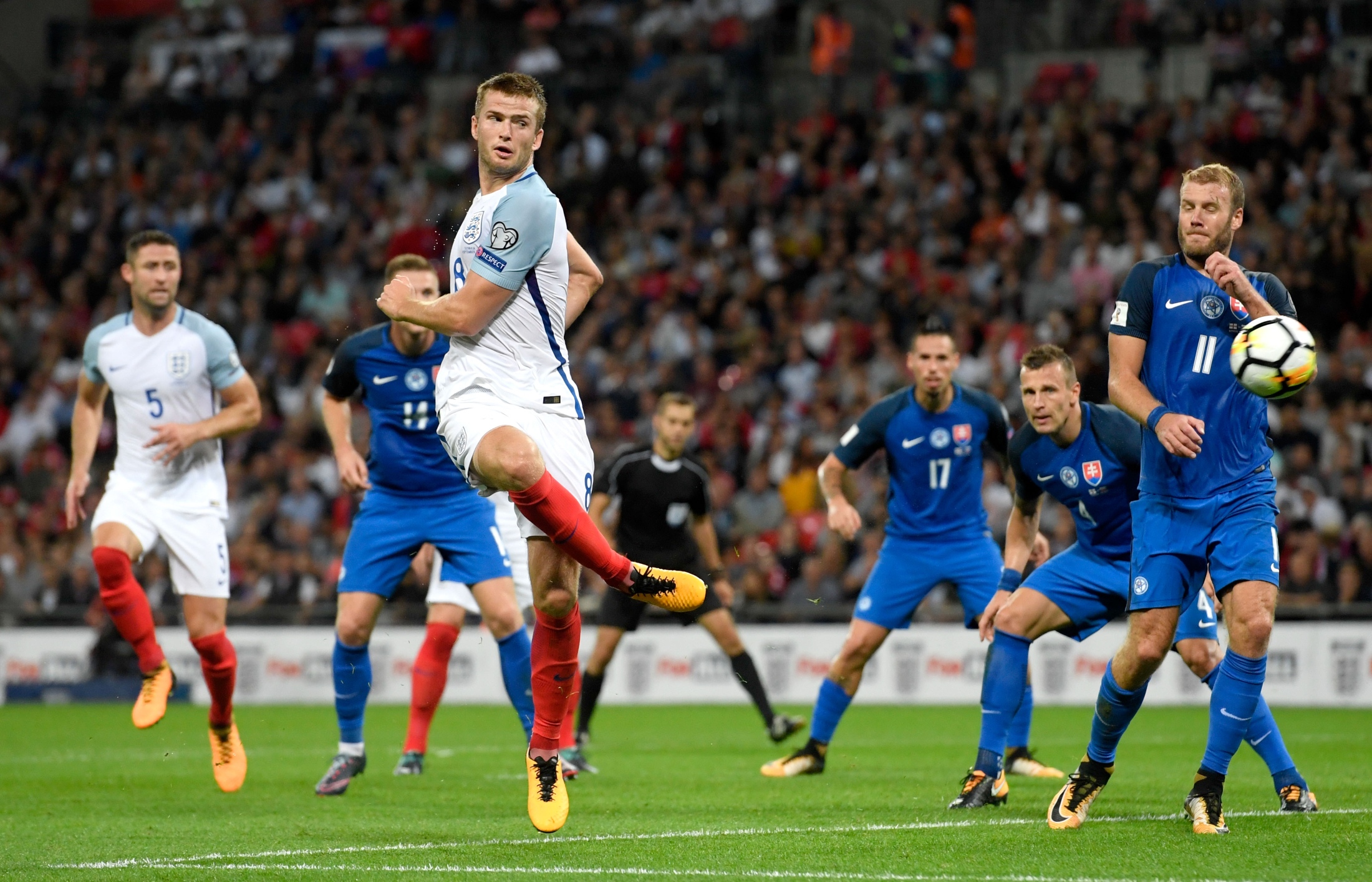 加强技战术 加强技战术