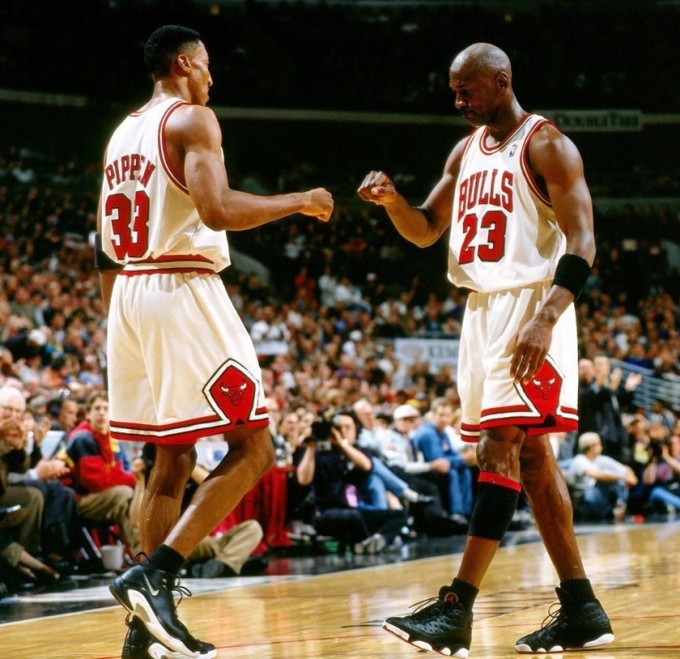 过往辉煌成 过往辉煌成