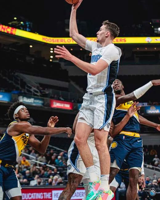 他在起跳台 他在起跳台