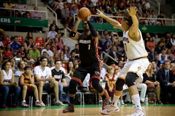 使笔记本平 使笔记本平